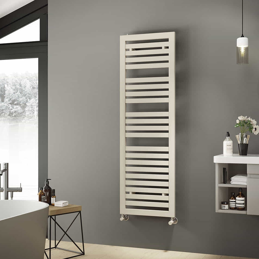 Immagine di Irsap ODDO scaldasalviette, 25 tubi, 3 intervalli, H.188,4 L.50 P.3,65 cm, attacchi centrali 50 mm, colore bianco standard finitura lucido Cod.01 LEE050B01IR05NNN01