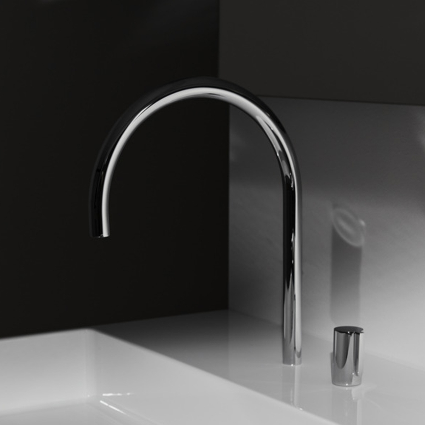 Immagine di Ideal Standard SOLOS miscelatore lavabo H.30 cm rotondo, sequenziale, a due fori, con bocca orientabile, senza scarico, finitura cromo A7830AA