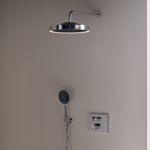 Immagine di Ideal Standard SOLOS kit braccio a parete e soffione rotondo 33 cm, con luce LED, 1 funzione, senza corpo incasso, finitura cromo A7887AA