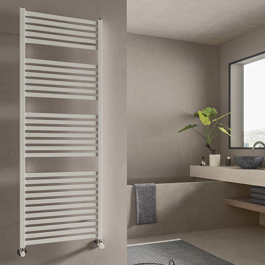 Immagine di Irsap QUADRE' scaldasalviette, 36 tubi, 3 intervalli, H.181,8 L.53 P.4,2 cm, colore bianco standard finitura lucido Cod.01 QSE053B01IR01NNN01