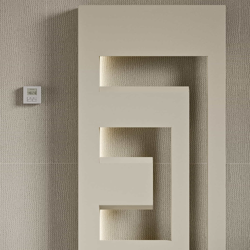 Immagine di Irsap DEDALO ELETTRICO scaldasalviette di design, H.160 L.66 P.9 cm, colore sunstone finitura ruvido Cod.2D DEDL066Z2DIRNNN001