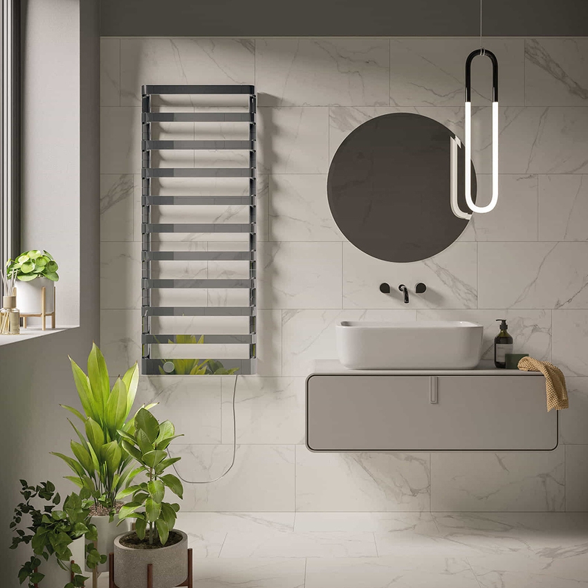 Immagine di Irsap STEP_E radiatore elettrico 7 elementi H.77,5 L.50 P.10,7 cm, finitura cromo SEP050T50IR01NNN03