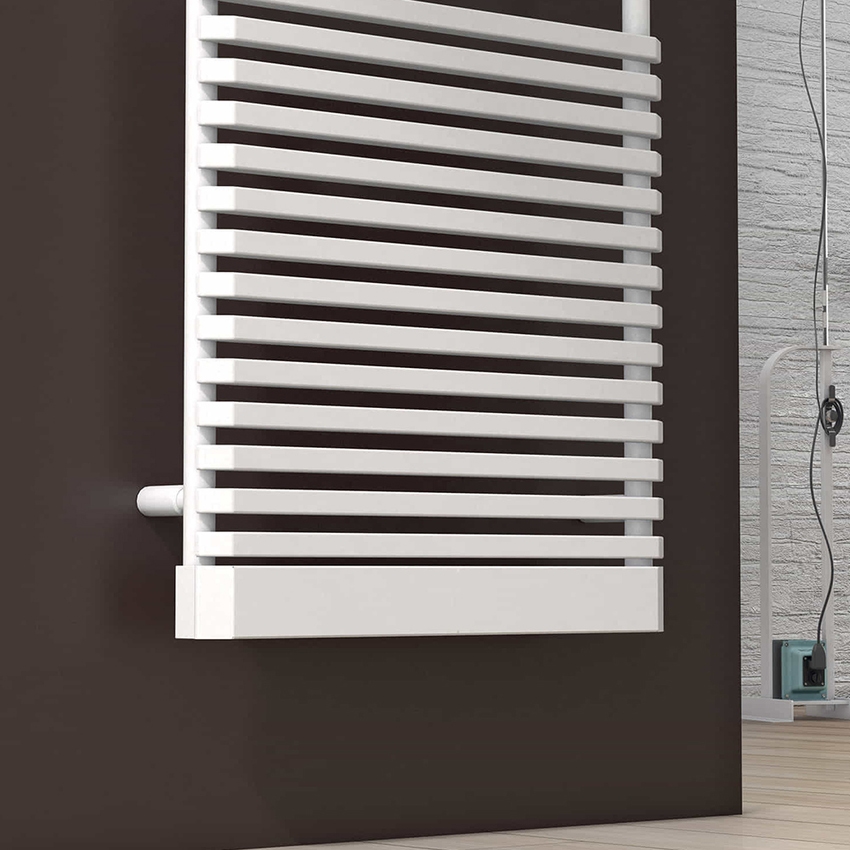 Immagine di Irsap NET ELETTRICO scaldasalviette, 38 tubi, 3 intervalli, H.183 L.50 P.6,7 cm, colore bianco standard finitura lucido Cod.01 NDE050Z01IR01NNN02