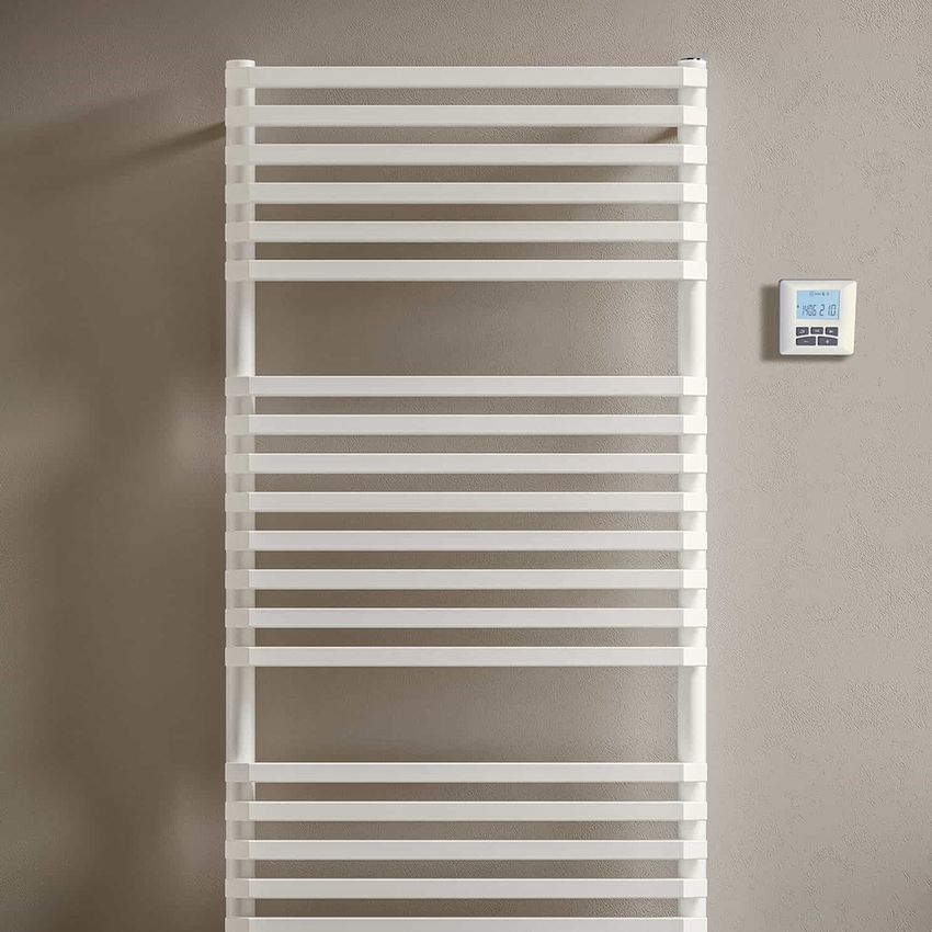 Immagine di Irsap NET ELETTRICO scaldasalviette, 38 tubi, 3 intervalli, H.183 L.50 P.6,7 cm, colore bianco standard finitura lucido Cod.01 NDE050Z01IR01NNN02