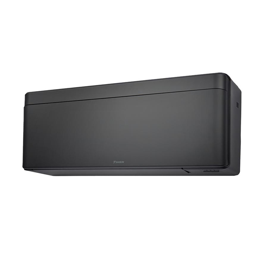 Immagine di Daikin STYLISH Climatizzatore a parete trial split inverter Wi-Fi nero | unità esterna R32 6.8 kW unità interne 9000+15000+15000 BTU 4MXM68A9+FTXA[25|42|42]CB