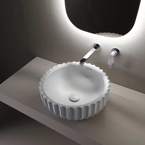 Immagine di Flaminia SETTECENTO lavabo Ø 44 cm da appoggio, in ceramica, senza foro per rubinetteria e senza troppopieno, colore bianco latte finitura opaco SE44ALAT