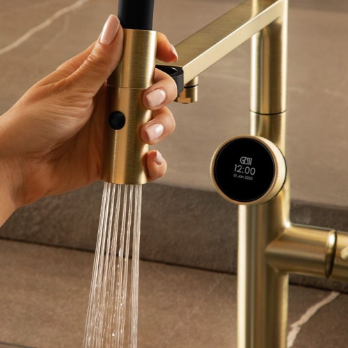 Immagine di Gessi VITA miscelatore semi-professionale monocomando H.51 cm, con bocca girevole e sistema di erogazione multifunzione, finitura warm bronze brushed PVD 60722#726