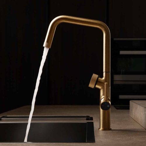 Immagine di Gessi VITA miscelatore semi-professionale monocomando H.43 cm, con bocca girevole e sistema di erogazione multifunzione, finitura cromo 60721#031
