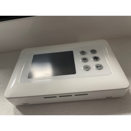 Immagine di Sabiana T-MB2 comando a parete con display LCD a colori e WiFi (utilizzabile solo con UPM-AU o con UP-AU) 9066994E