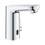 Immagine di Grohe EUROSMART COSMOPOLITAN E miscelatore elettronico H.13 cm per lavabo, senza scarico, con comando ad infrarossi e limitatore di temperatura regolabile, finitura cromo 36327002
