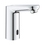 Immagine di Grohe EUROSMART COSMOPOLITAN E miscelatore elettronico H.13 cm per lavabo, senza scarico, con comando ad infrarossi, limitatore di temperatura regolabile e dispositivo di miscelazione nascosto, finitura cromo 36330002