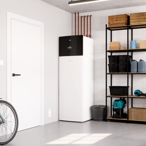 Immagine di Daikin MULTI+ sistema per raffrescamento, riscaldamento a acqua calda sanitaria, serbatoio acqua da 180 L a pavimento | unità esterna 6.8 kW CKHWS180BV3+5MWXM68A9