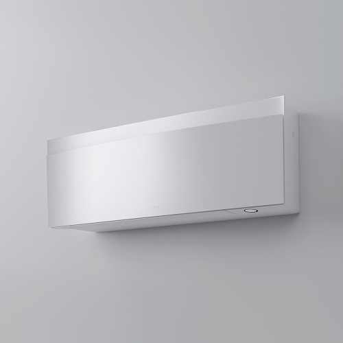 Immagine di Daikin EMURA Climatizzatore a parete monosplit inverter Wi-Fi, bianco | unità esterna 2 kW unità interna 7000 BTU SB.FTXJ20AW9/RXJA