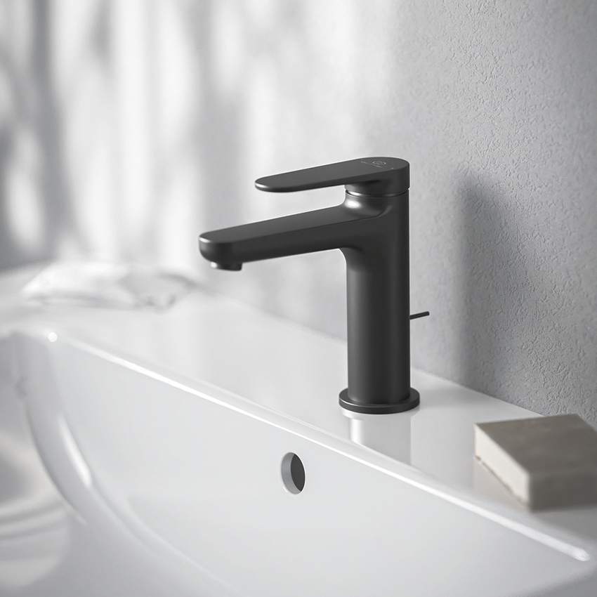 Immagine di Ideal Standard CERAFINE O miscelatore monocomando H.15 cm per lavabo, con asta di comando e scarico piletta da 1-1/4", colore nero finitura opaco BD908XG