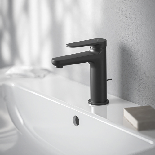 Immagine di Ideal Standard CERAFINE O miscelatore monocomando H.15 cm per lavabo, con asta di comando, scarico piletta da 1-1/4" e sistema BlueStart, colore nero finitura opaco BD769XG