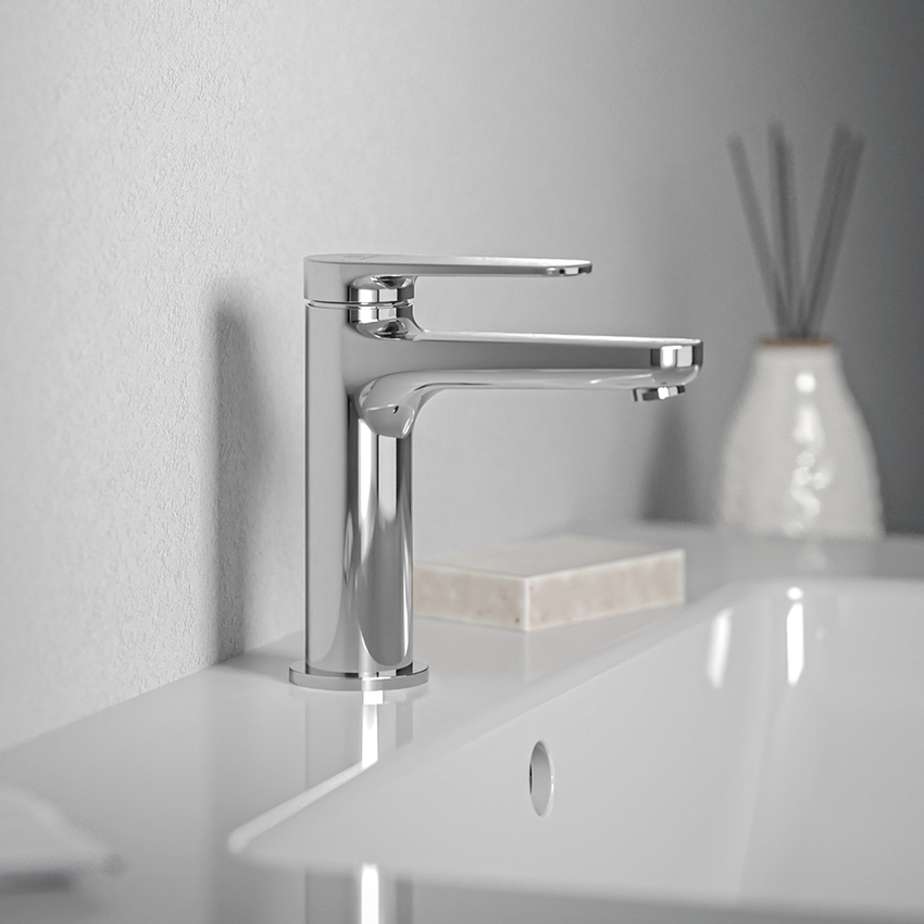 Immagine di Ideal Standard CERAFINE O miscelatore monocomando H.15 cm per lavabo, scarico piletta Click-Clack e sistema BlueStart, finitura cromo BD965AA