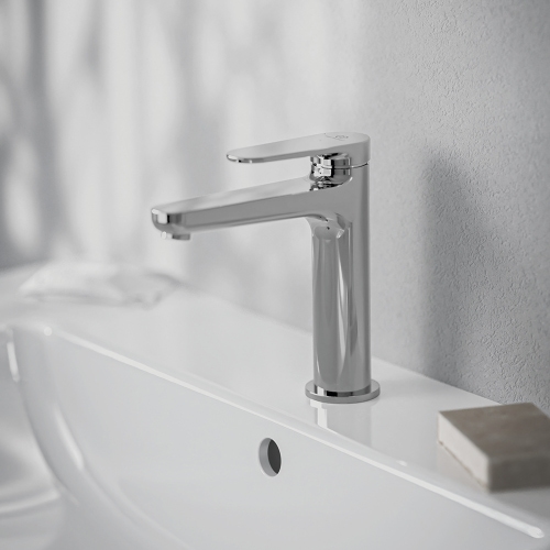 Immagine di Ideal Standard CERAFINE O miscelatore monocomando H.17 cm per lavabo, senza asta di comando e scarico piletta, con sistema BlueStart, finitura cromo BD770AA