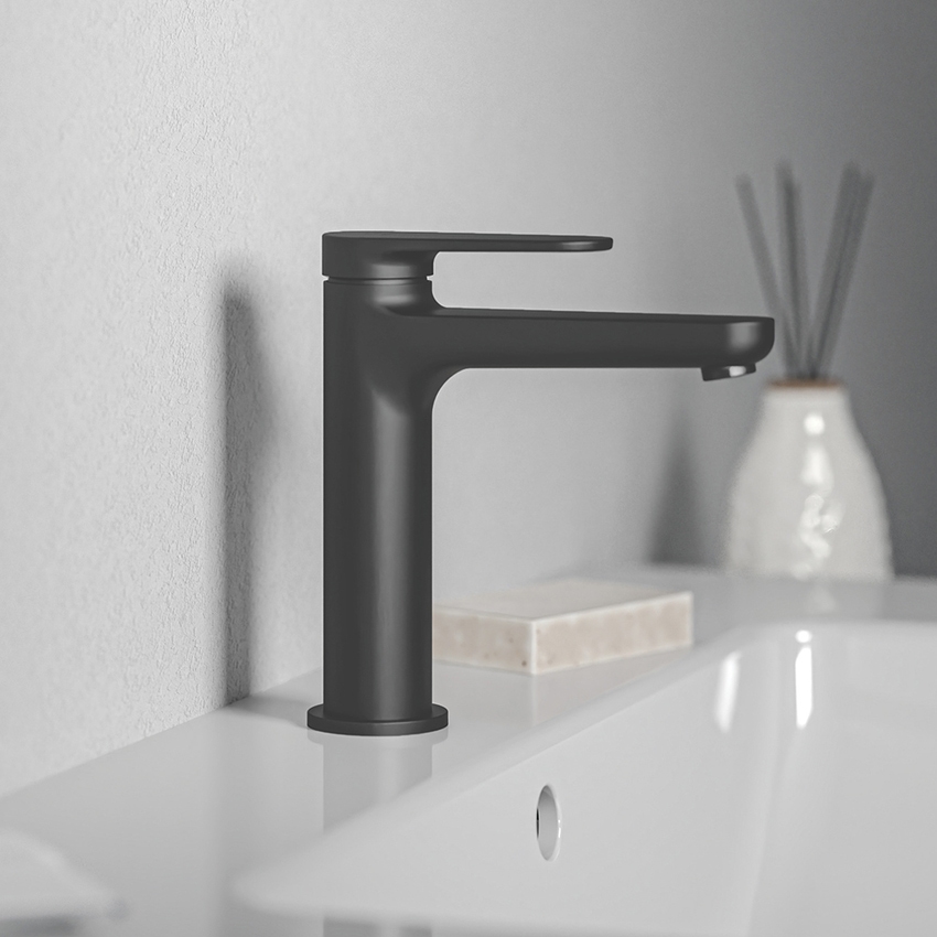Immagine di Ideal Standard CERAFINE O miscelatore monocomando H.17 cm per lavabo, scarico piletta Click-Clack e sistema BlueStart, colore nero finitura opaco BD772XG