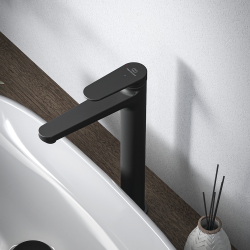 Immagine di Ideal Standard CERAFINE O miscelatore monocomando H.29 cm per lavabo, con scarico piletta Click-Clack, con sistema BlueStart, colore nero finitura opaco BD966XG