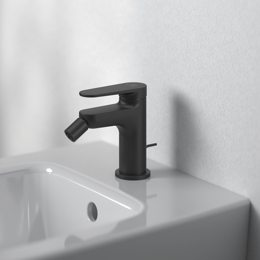 Immagine di Ideal Standard CERAFINE O miscelatore monocomando P.13 cm per bidet, con asta di comando e scarico piletta da 1-1/4", colore nero finitura opaco BD775XG