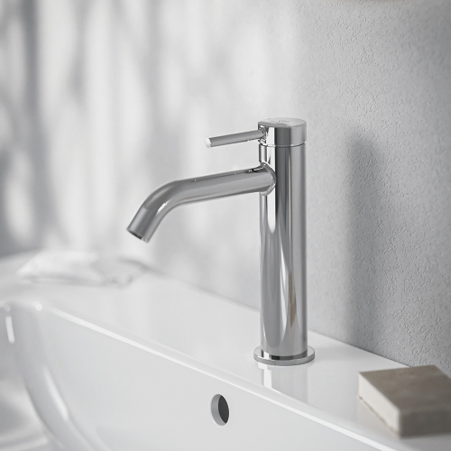 Immagine di Ideal Standard CERALINE miscelatore monocomando H.19 cm per lavabo, con piletta Click-Clack, con sistema BlueStart, finitura cromo BD959AA