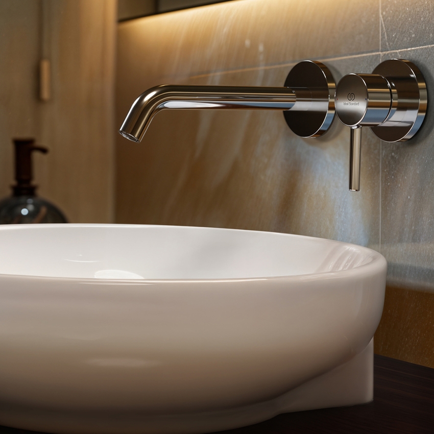 Immagine di Ideal Standard CERALINE bocca di erogazione P.19 cm, per vasca, finitura cromo BD973AA