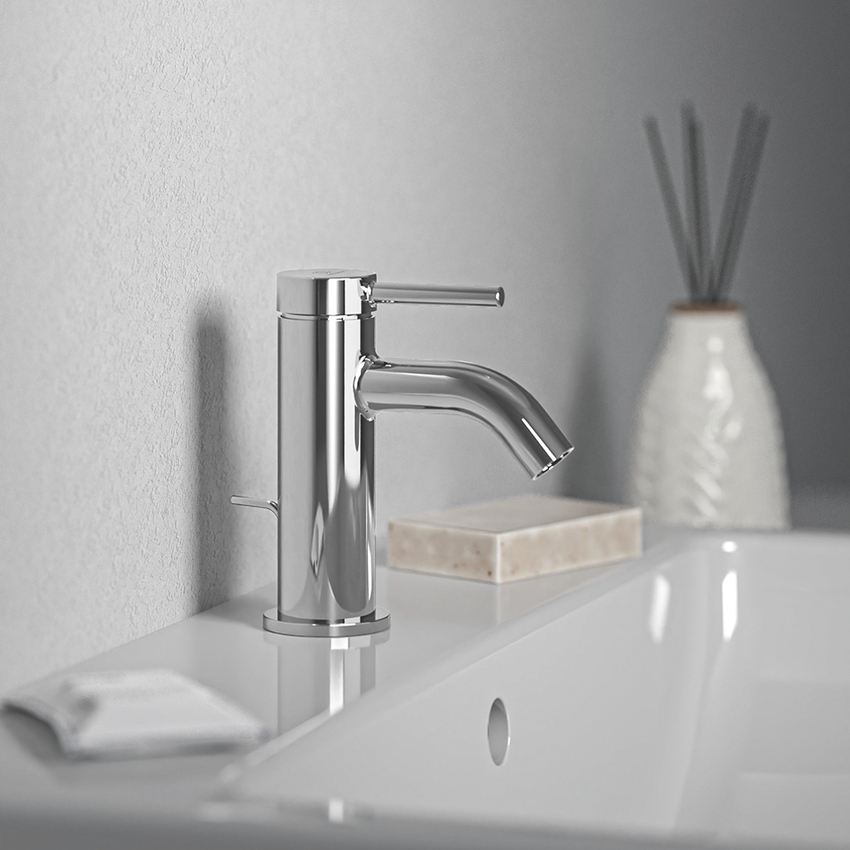 Immagine di Ideal Standard CERALINE miscelatore monocomando H.14 cm per bidet, con asta di comando e scarico piletta da 1-1/4", finitura cromo BD765AA