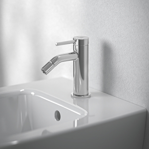 Immagine di Ideal Standard CERALINE miscelatore monocomando H.14 cm per bidet, con piletta Click-Clack, finitura cromo BD849AA