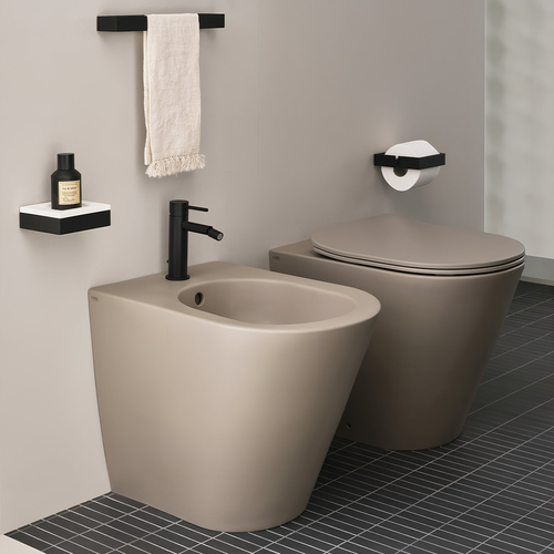 Immagine di Cielo MARE bidet a pavimento monoforo, con troppopieno, completo di fissaggio, colore avena finitura opaco MRBIAV