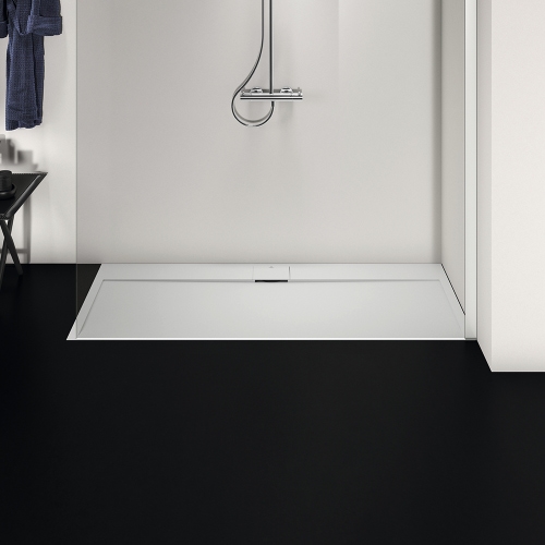 Immagine di Ideal Standard ULTRA FLAT S I.LIFE piatto doccia rettangolare L.170 P.70 cm, antiscivolo e con scarico nascosto sul lato lungo, in IdealSolid+, effetto pietra, colore bianco finitura opaco T5244FR