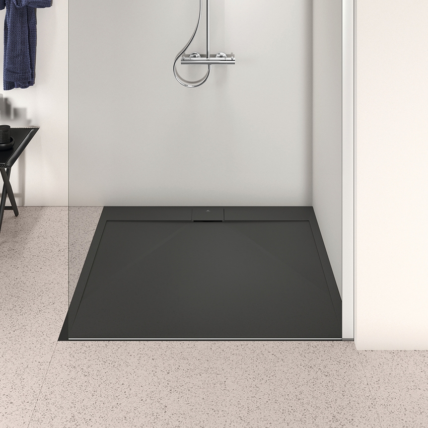 Immagine di Ideal Standard ULTRA FLAT S I.LIFE piatto doccia quadrato 90 cm, antiscivolo e con scarico nascosto, in IdealSolid+, effetto pietra, colore nero finitura opaco T5227FV