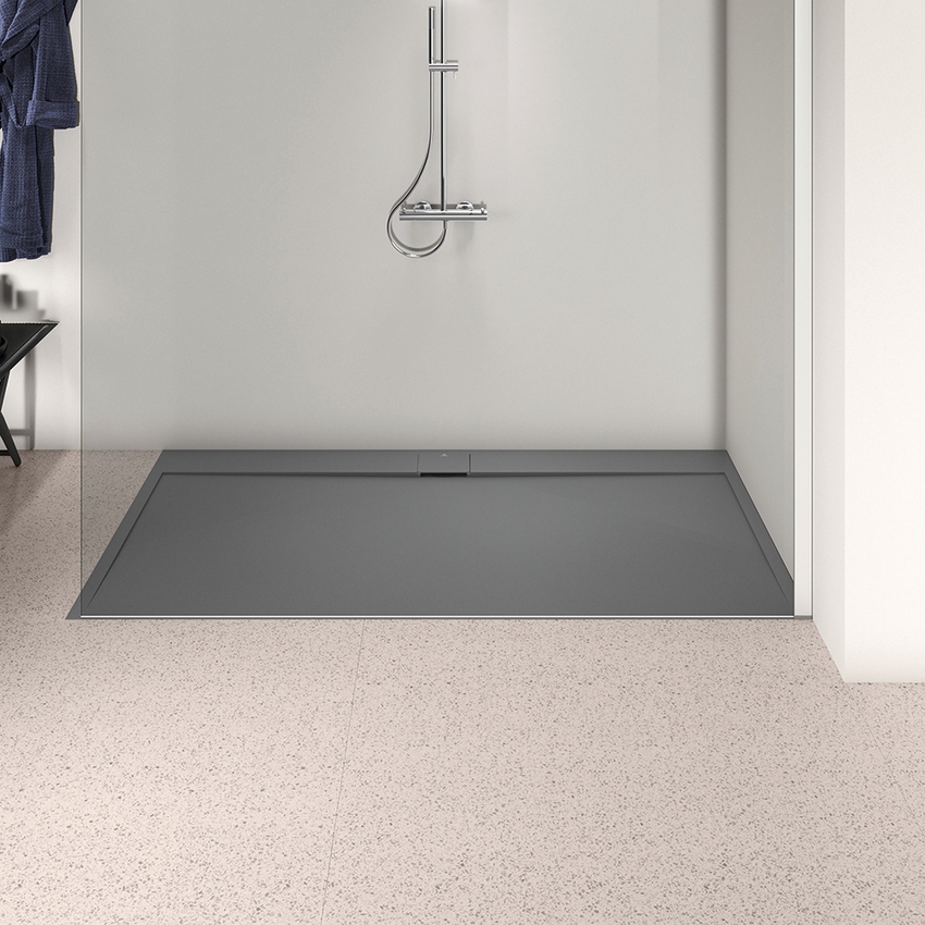 Immagine di Ideal Standard ULTRA FLAT S I.LIFE piatto doccia rettangolare L.200 P.100 cm, antiscivolo e con scarico nascosto sul lato lungo, in IdealSolid+, effetto pietra, colore grigio cemento finitura opaco T5235FS