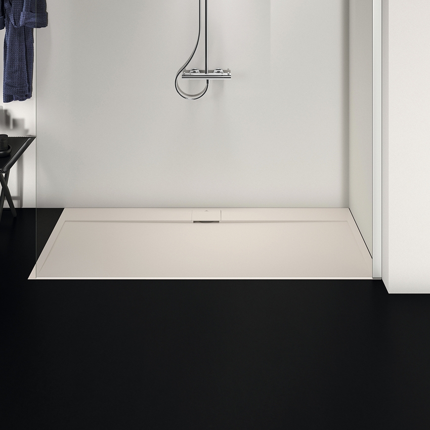 Immagine di Ideal Standard ULTRA FLAT S I.LIFE piatto doccia rettangolare L.180 P.80 cm, antiscivolo e con scarico nascosto sul lato lungo, in IdealSolid+, effetto pietra, colore sabbia finitura opaco T5236FT