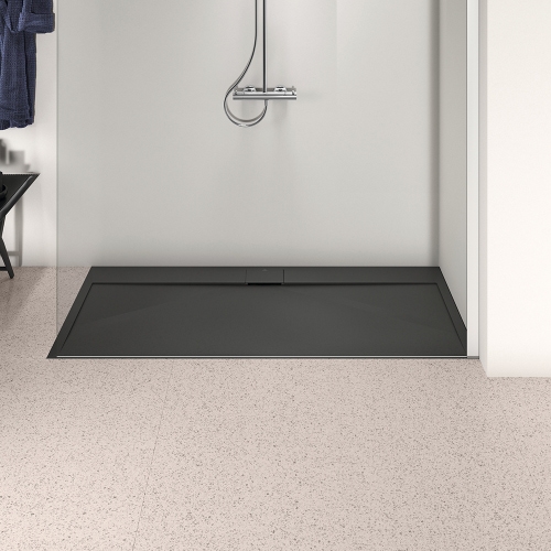 Immagine di Ideal Standard ULTRA FLAT S I.LIFE piatto doccia rettangolare L.170 P.80 cm, antiscivolo e con scarico nascosto sul lato lungo, in IdealSolid+, effetto pietra, colore nero finitura opaco T5238FV