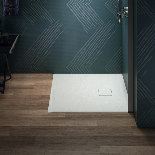 Immagine di Ideal Standard ULTRA FLAT EVO piatto doccia quadrato 80 cm, installazione sopra pavimento o filo pavimento, in StoneTech, antiscivolo, colore bianco seta finitura opaco T5426FO