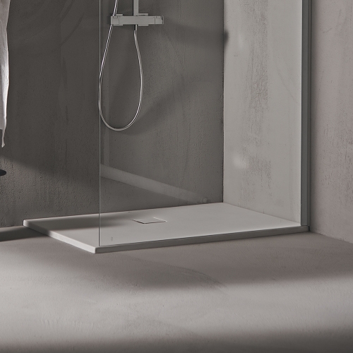 Immagine di Ideal Standard ULTRA FLAT EVO piatto doccia rettangolare L.120 P.90 cm, installazione sopra pavimento o filo pavimento, in StoneTech, antiscivolo, con scarico sul lato corto, colore bianco seta finitura opaco T5438FO