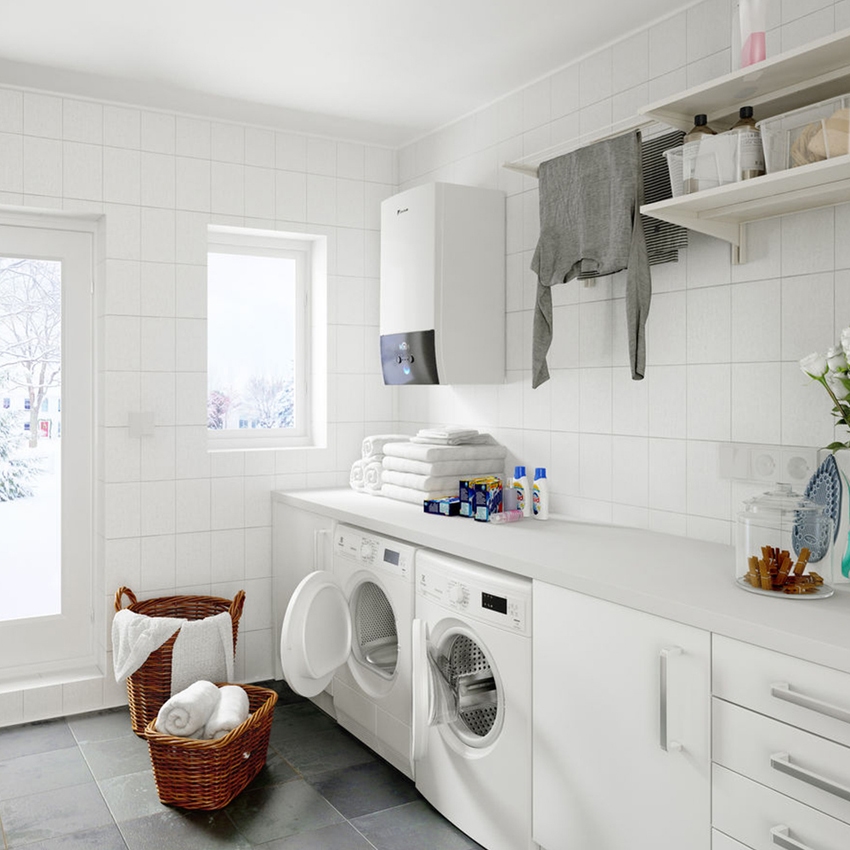 Immagine di Daikin ALTHERMA 3 H HT W BI-BLOC pompa di calore monofase per riscaldamento e raffrescamento | unità esterna 14 kW e unità interna murale EPRA14DV37+ETBX16E6V7