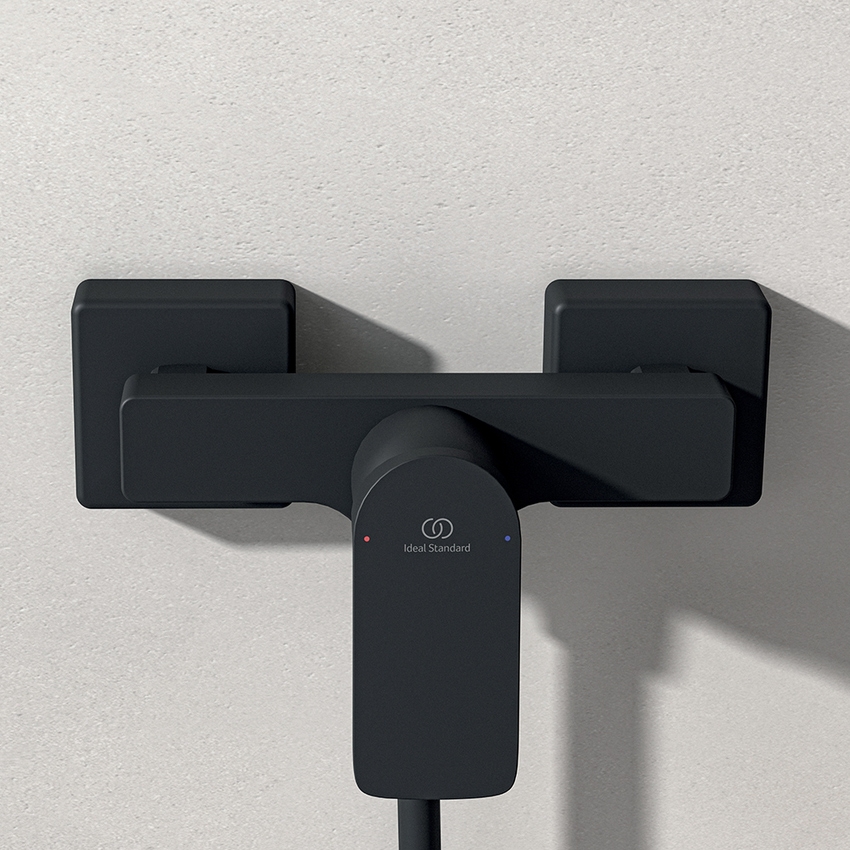 Immagine di Ideal Standard CERALIFE C miscelatore esterno per doccia, senza componenti doccia, colore nero finitura opaco BE066XG