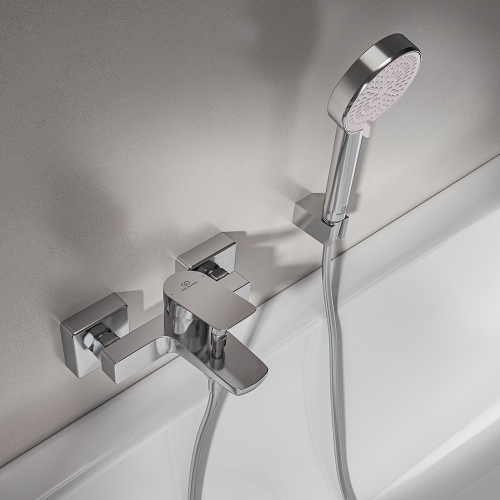 Immagine di Ideal Standard CERALIFE C miscelatore esterno per vasca o doccia, senza accessori doccia, finitura cromo BE067AA