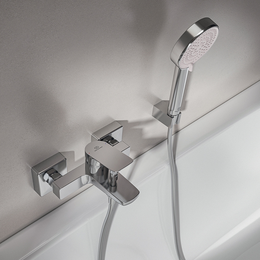 Immagine di Ideal Standard CERALIFE C miscelatore esterno per vasca o doccia, senza accessori doccia, finitura cromo BE067AA