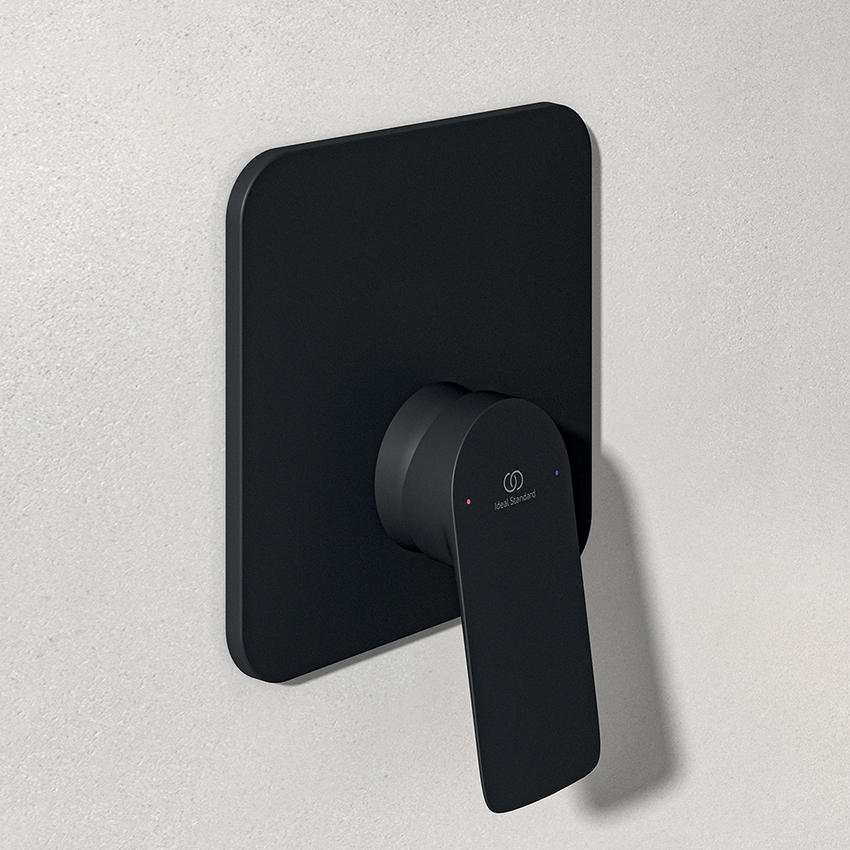 Immagine di Ideal Standard CERALIFE C miscelatore per doccia ad 1 via, ad incasso, con corpo incasso, colore nero finitura opaco BE060XG
