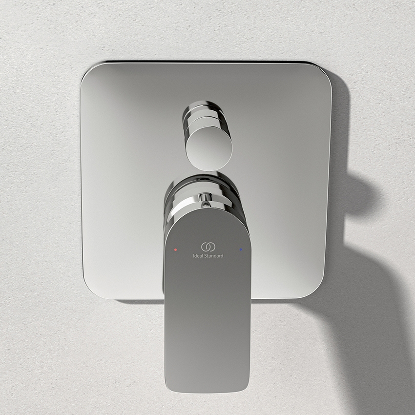 Immagine di Ideal Standard CERALIFE C miscelatore per vasca o doccia, ad incasso, con corpo incasso e deviatore, finitura cromo BE061AA