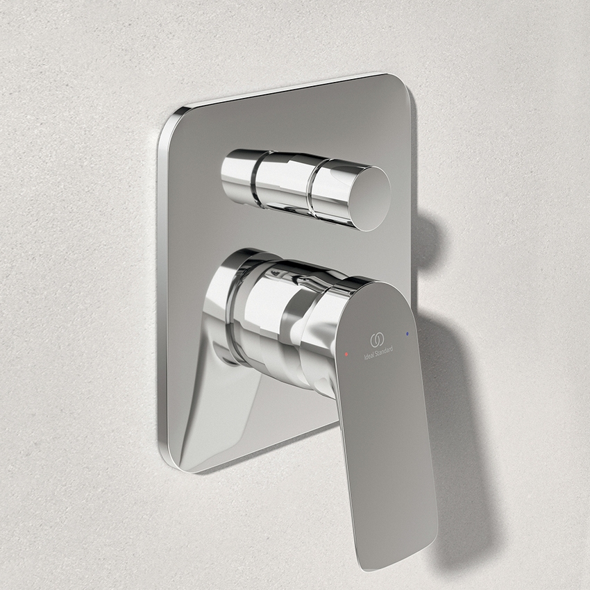 Immagine di Ideal Standard CERALIFE C miscelatore per vasca o doccia, ad incasso, con corpo incasso e deviatore, finitura cromo BE061AA