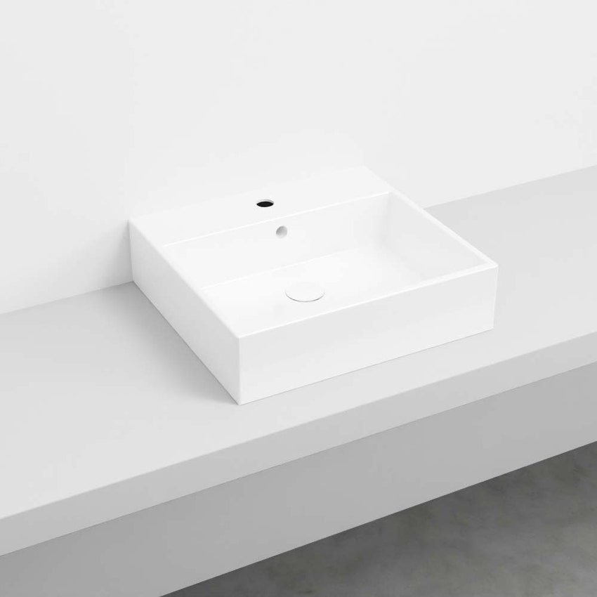 Immagine di Cielo SMILE lavabo rettangolare 50 cm, sospeso / da appoggio, con un foro e 3 fori predisposti, colore bianco finitura lucido SMLAA50