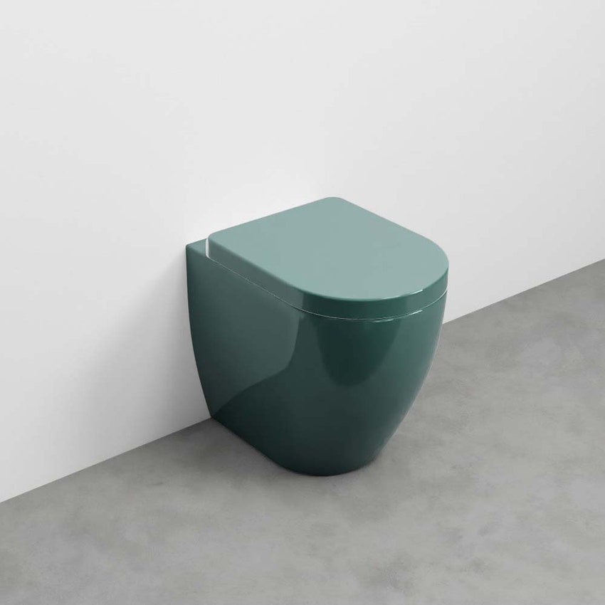 Immagine di Cielo SMILE MINI 48 vaso a terra, con scarico a terra, e coprivaso in termoindurente a discesa rallentata, colore smeraldo finitura lucido SMVASRSM+CPVSMFSM