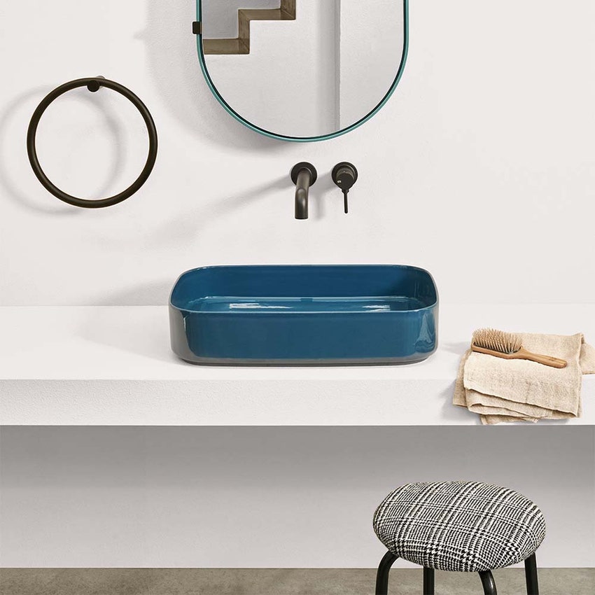 Immagine di Cielo SHUI COMFORT lavabo rettangolare H 12,5 x 60 x 40 cm, da appoggio, colore oltremare finitura lucido SHCOLAR60OL