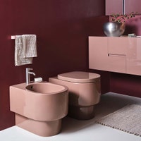 Immagine di Cielo OTIS set sanitari a terra, vaso senza brida con sedile a discesa rallentata e bidet monoforo, colore ninfea finitura lucido OTVAKNI+CPVOTTFNI+OTBINI