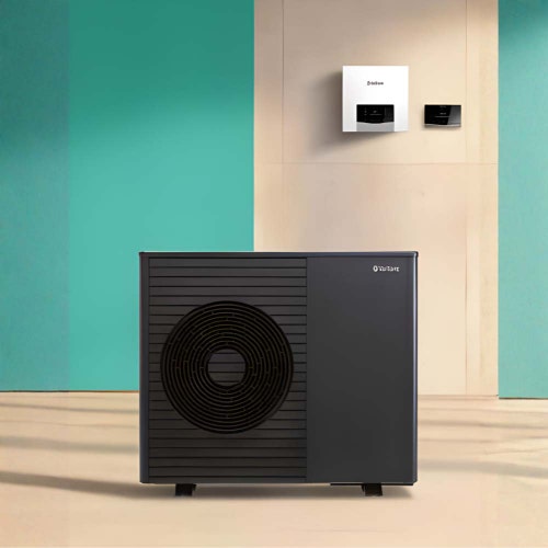 Immagine di Vaillant Kit aroTHERM PLUS 8.1 Pompa di calore aria/acqua monoblocco monofase, 4 kW, 230V + Interfaccia 8000051023