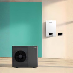 Immagine di Vaillant Kit aroTHERM plus 8.1 Pompa di calore aria/acqua monoblocco monofase, 4 kW, 230 V + Modulo Murale 8000051006