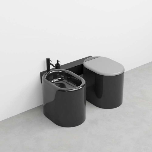 Immagine di Cielo ITACA mensola per wc e bidet in acciaio inox, con foro rubinetto, alloggio dispenser e portarotolo, versione destra, colore nero matt ITMBWDXNM